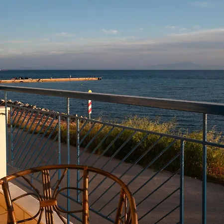 Διαμέρισμα Aelia Thalassa Seafront